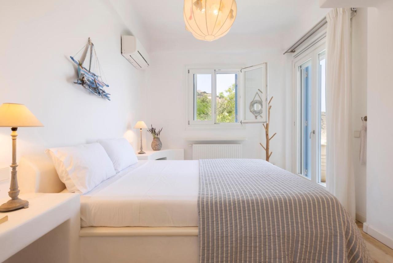 Luxury Villa By The Beach Steniaí Extérieur photo