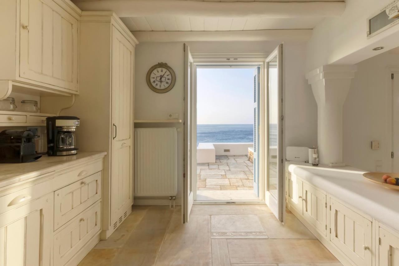 Luxury Villa By The Beach Steniaí Extérieur photo
