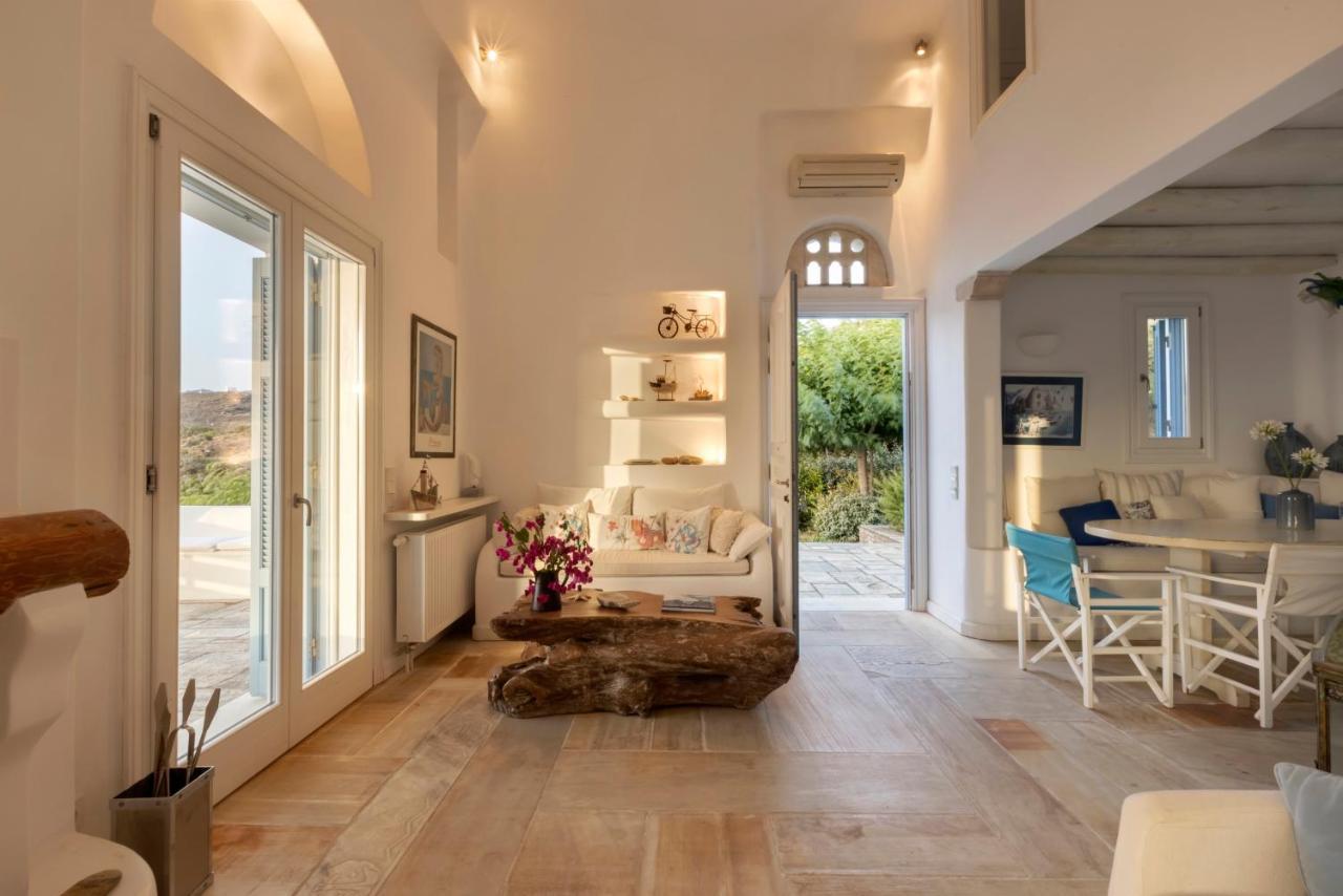 Luxury Villa By The Beach Steniaí Extérieur photo