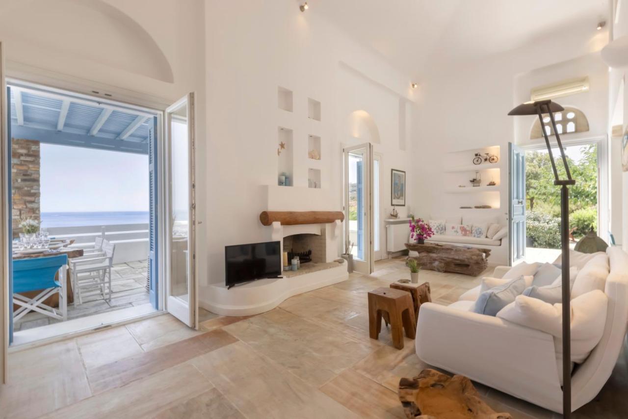 Luxury Villa By The Beach Steniaí Extérieur photo